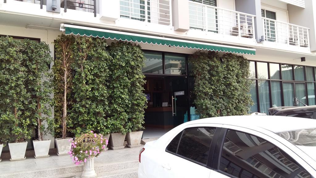 U Place Korat Nakhonratchasima Zewnętrze zdjęcie
