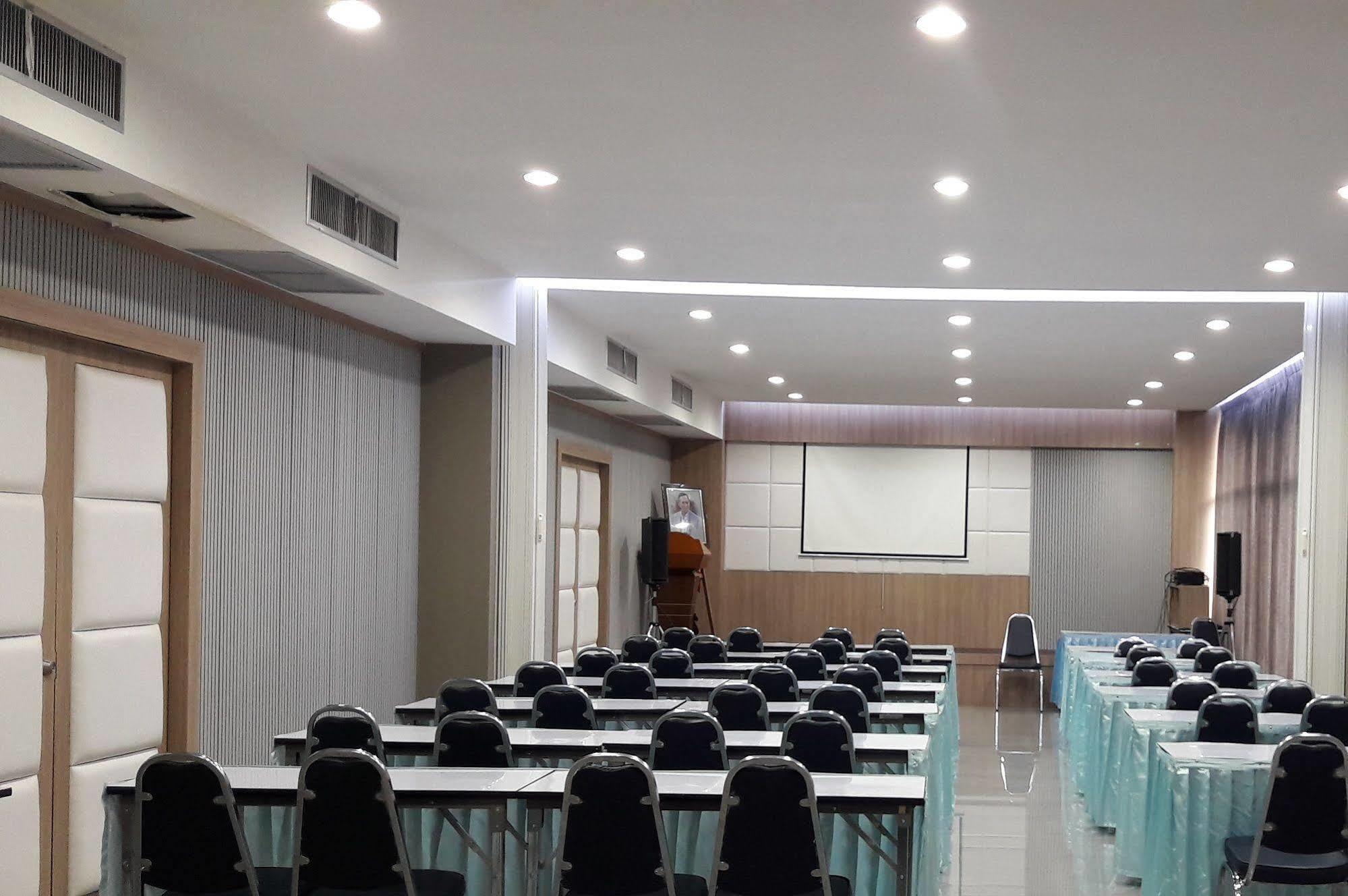 U Place Korat Nakhonratchasima Zewnętrze zdjęcie