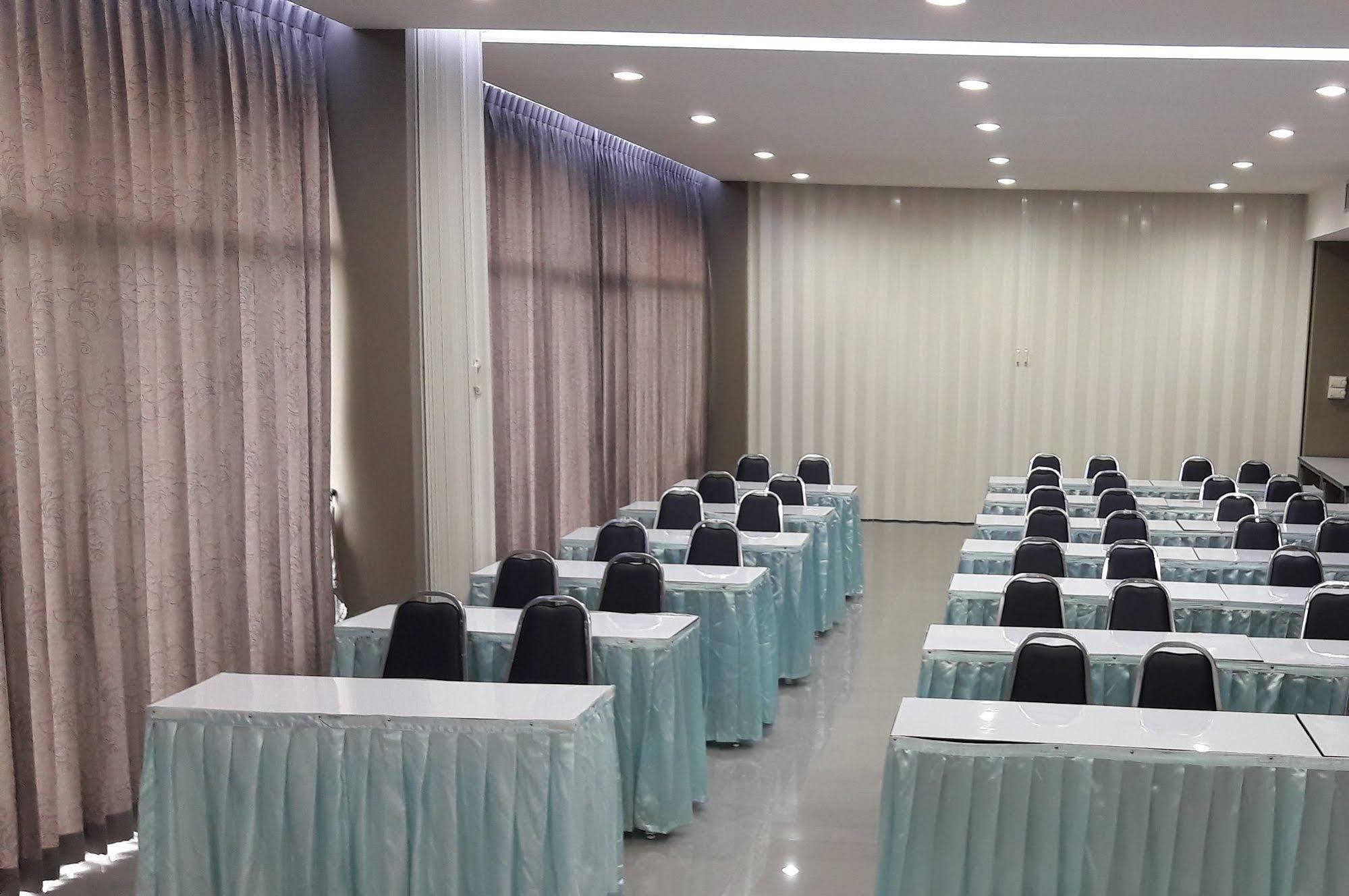 U Place Korat Nakhonratchasima Zewnętrze zdjęcie